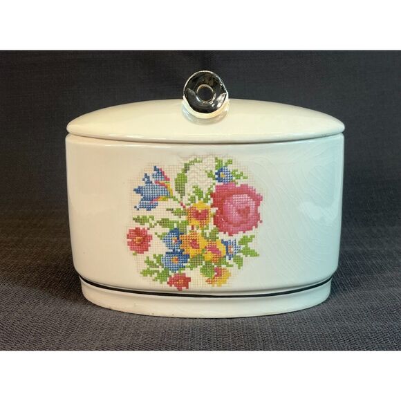Vintage Petit Point Floral Needlepoint Harker Pottery Canister w/Lid USA Roses - Picture 10 of 13